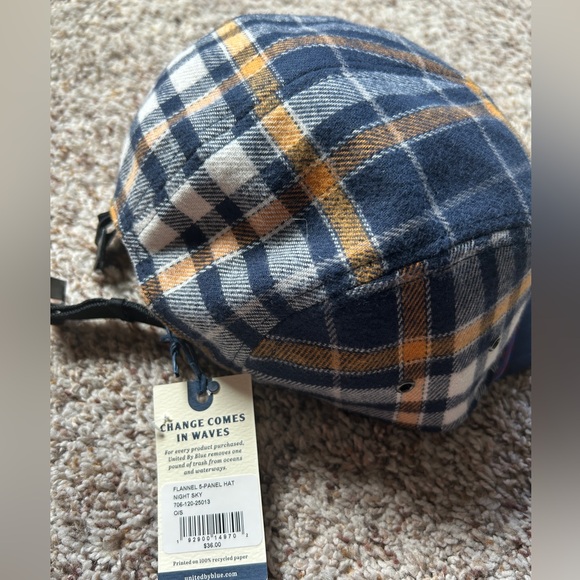 Hat - Picture 6 of 7